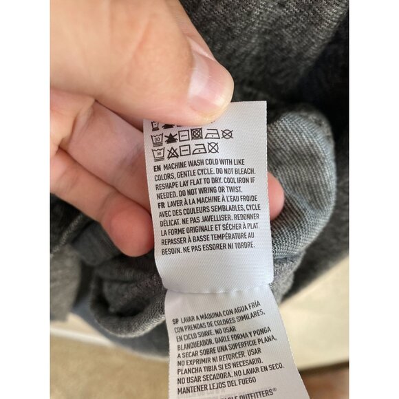 American Eagle Outfitters Womens Gray Lightweight Hoodie Pullover M Casual Style - Picture 6 of 7